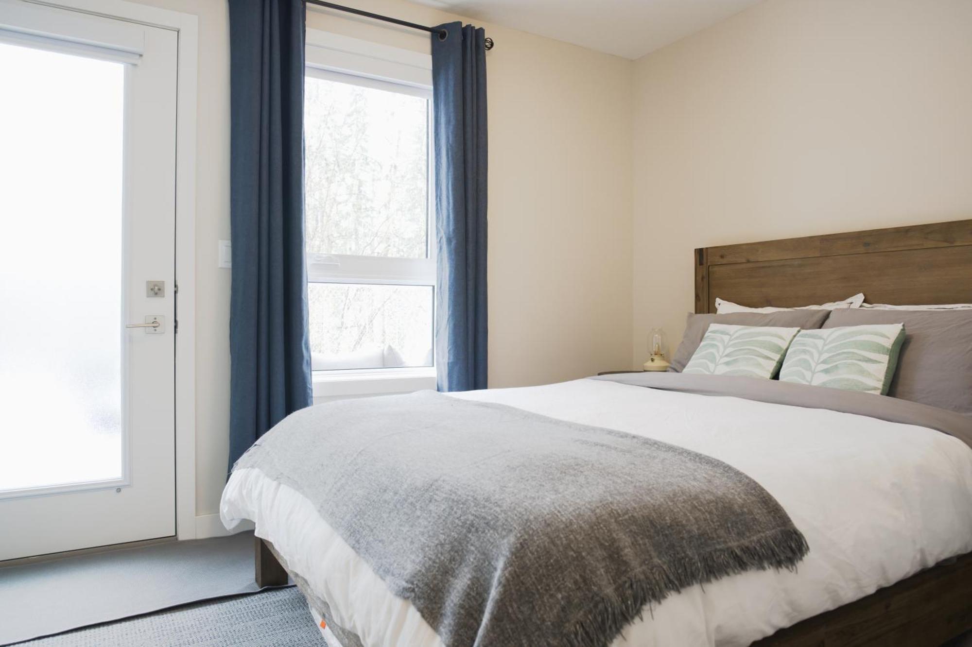 Enchanted Mountain Getaway Canmore Zewnętrze zdjęcie